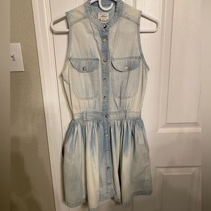 Levi’s denim dress size XS